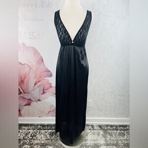 JCPenney Vintage Black Lace Long Nightgown Size Medium